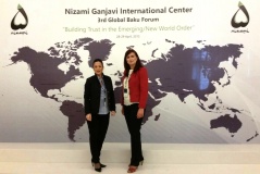 27. april 2015. Narodne poslanice Dubravka Filipovski i Marija Obradović na Trećem globalnom forumu u Baku